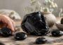 Zu sehen ist das Bild 1 des Beitrags mit dem Thema: Obsidian – Edelstein gegen Blockaden